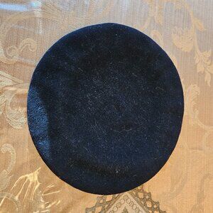 Vintage Pebeo Nay Beret